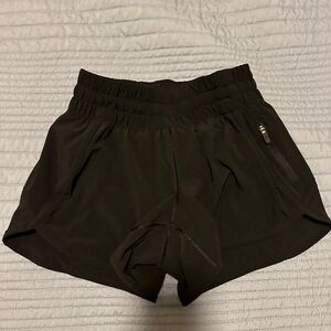 Lululemon Hotty short